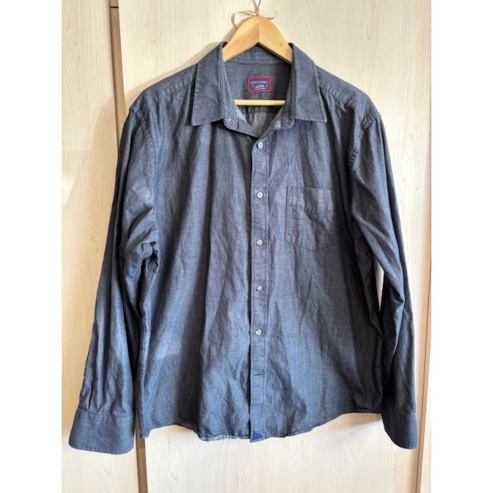 Mens XL UNTUCKIT Dark Charcoal Gray Button Up Long Sleeve‎ Shirt